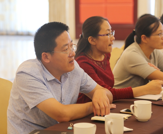 参加培训会的同志5 参加培训会的同志5