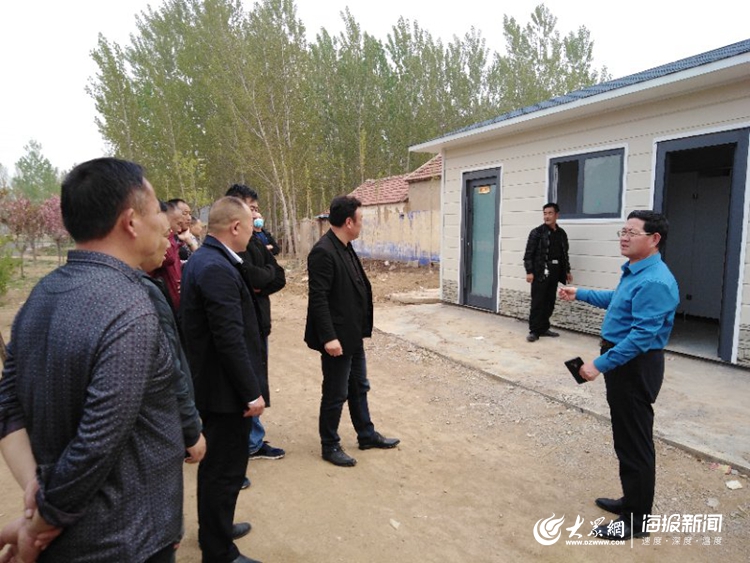 莒县长岭镇公厕建设助力乡村振兴