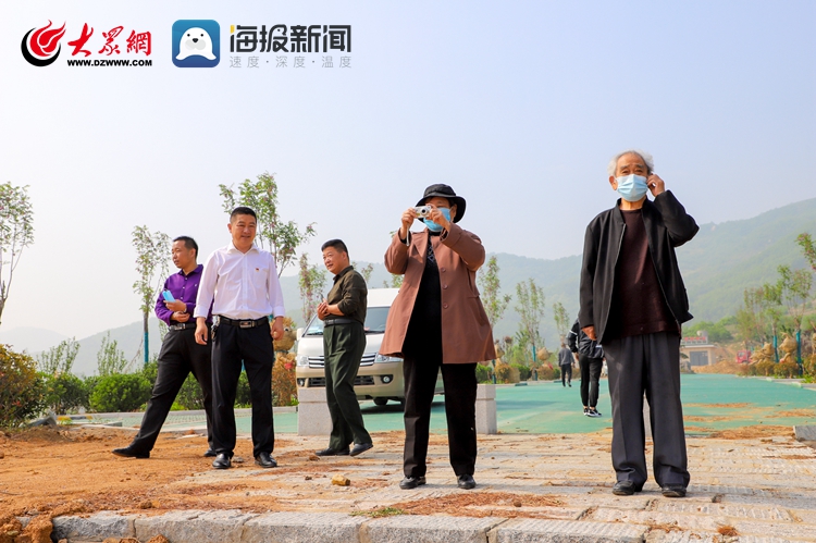 莒县峤山镇开展第三届槐花节暨"聚力华顺"复工复产书画创作交流会